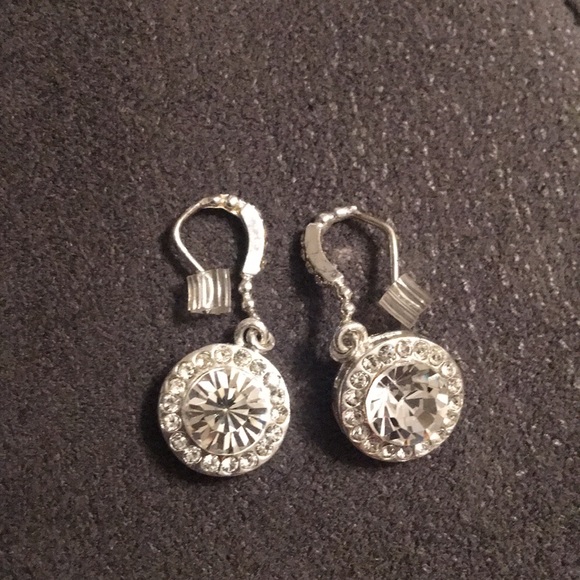 Earrings - Picture 1 of 1